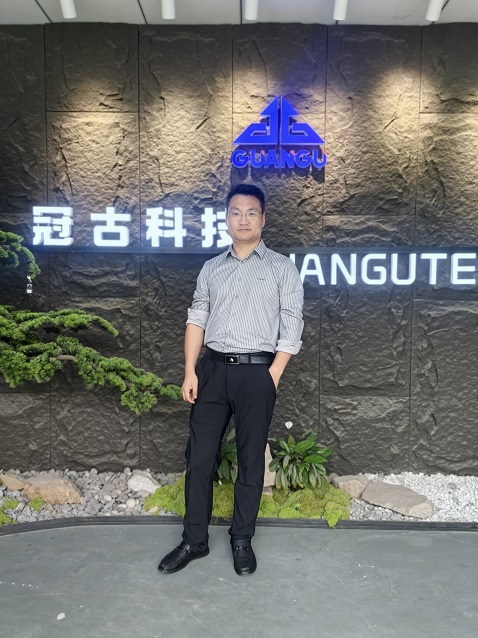 张志宏 张志宏